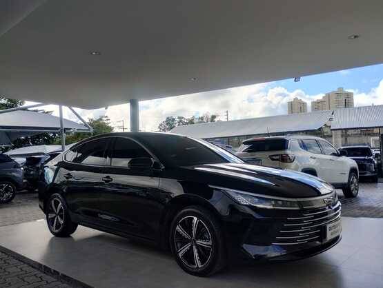 BYD KING 1.5 DM-I PHEV GS AUTOMÁTICO BYD KING 1.5 DM-I PHEV GS AUTOMÁTICO